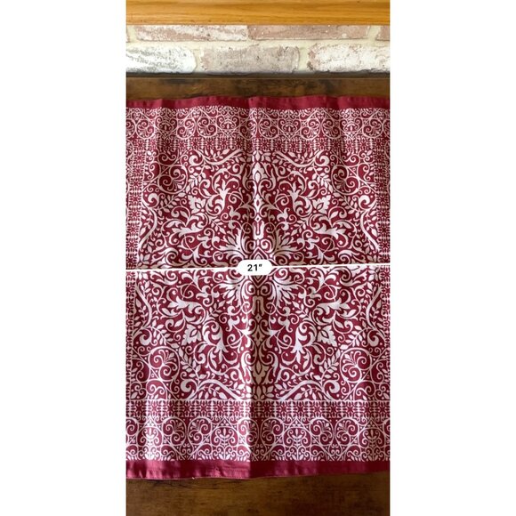 Set Of 12 Red & White Max Studio Home Cloth Napkins With Ornate Design - Picture 8 of 10